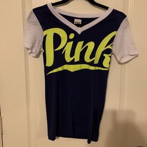 PINK Victoria’s Secret logo t-shirt.